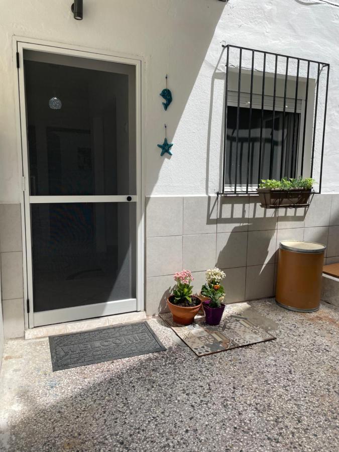 Comfy Myrvalis Apartment أغيا ترياس المظهر الخارجي الصورة